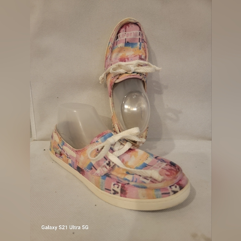SANUK‎ SIDEWALK SURFERS (sz 8)